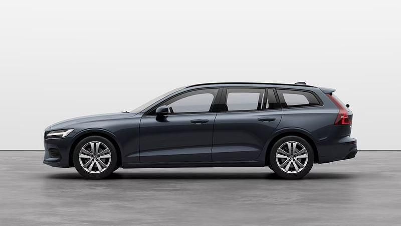 Nuova Volvo V60 Core 197 CV (144 kW) 2025 Blu Station wagon