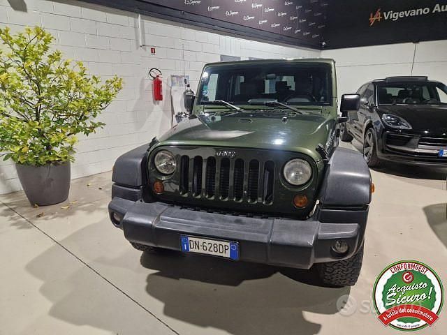 Usata Jeep Wrangler Unlimited Rubicon 177 CV (130 kW) 2008 Verde SUV