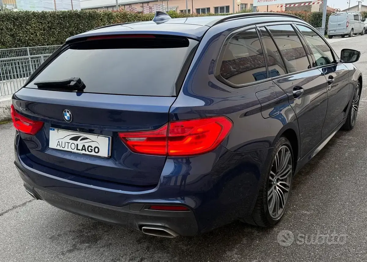 Usado BMW 530 M Sport 249 HP (183 kW) 2019 Azul Carrinha