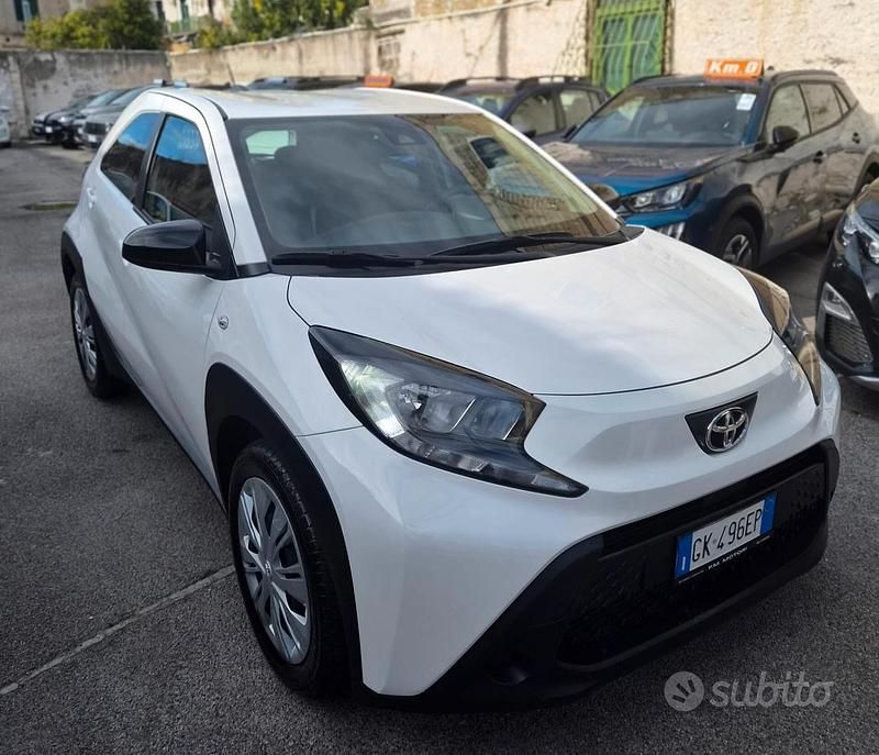 Usata Toyota Aygo X Active 72 CV (52 kW) 2022 Bianco SUV