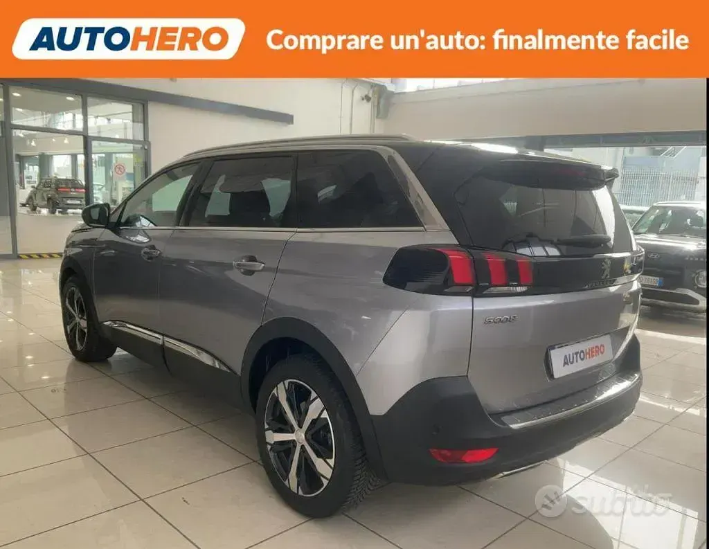 Usata Peugeot 5008 GT-line 120 CV (88 kW) 2018 Grigio SUV