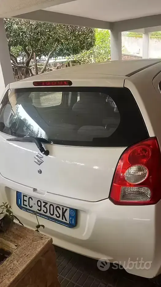 Usata Suzuki Alto 68 CV (50 kW) 2010 Bianco Utilitaria