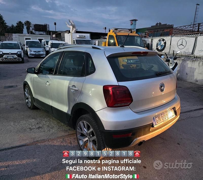 Usata VW Polo Cross 90 CV (66 kW) 2017 Grigio Utilitaria
