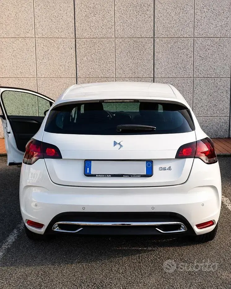 Usata DS Automobiles DS4 So Chic 120 CV (88 kW) 2017 Berlina
