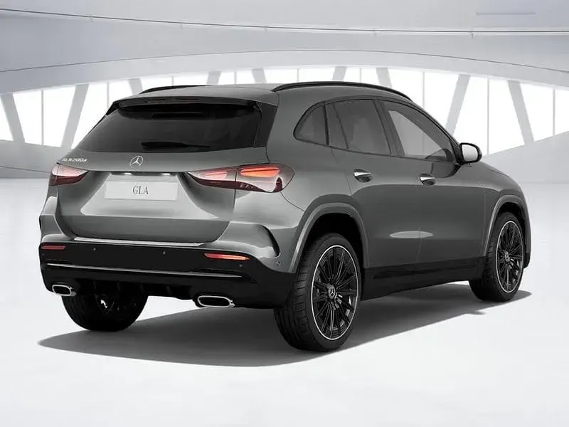 Nuova Mercedes GLA200 AMG line 150 CV (110 kW) 2026 Grigio SUV