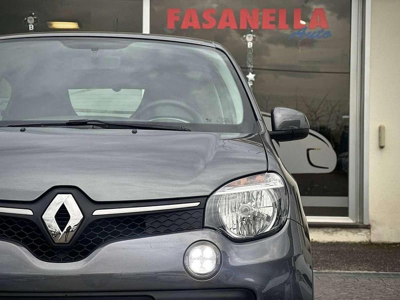 Usata Renault Twingo SE 69 CV (50 kW) 2018 Grigio Utilitaria