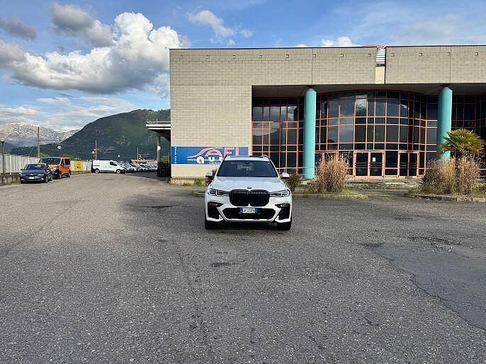 Usata BMW X7 M Sport 339 CV (249 kW) 2022 Bianco SUV