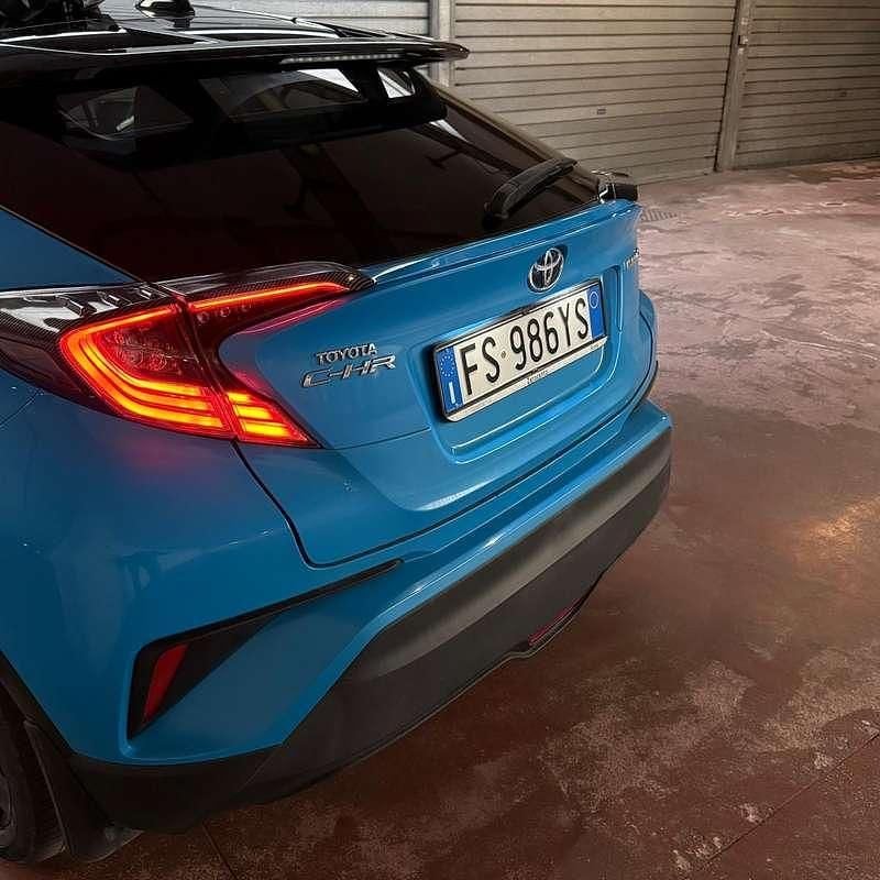 Usata Toyota C-HR Style 98 CV (72 kW) 2018 SUV