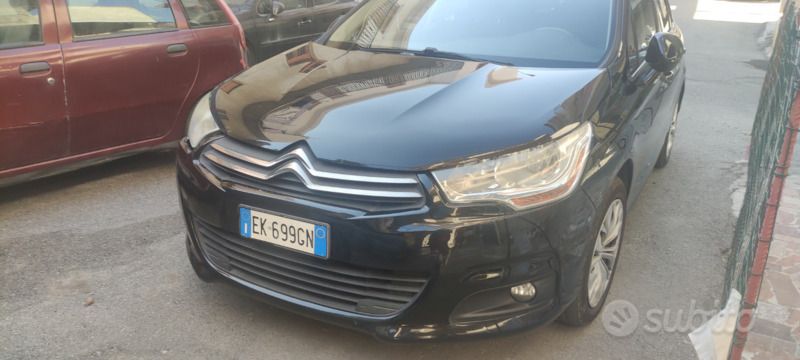 Nero Usata 2011 Citroën C4 Tre volumi | 3000 € (Ottimo prezzo) - Immagine 1/4