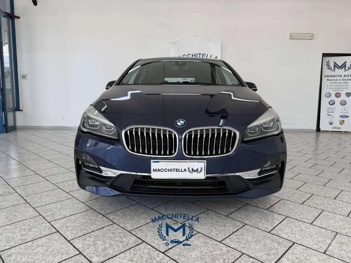 Usata BMW 216 Active Tourer Luxury Line 116 CV (85 kW) 2018 Nero Monovolume