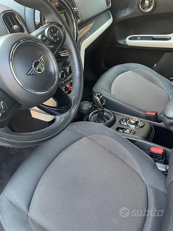 Usata Mini Cooper D Countryman 150 CV (110 kW) 2020 Bianco SUV