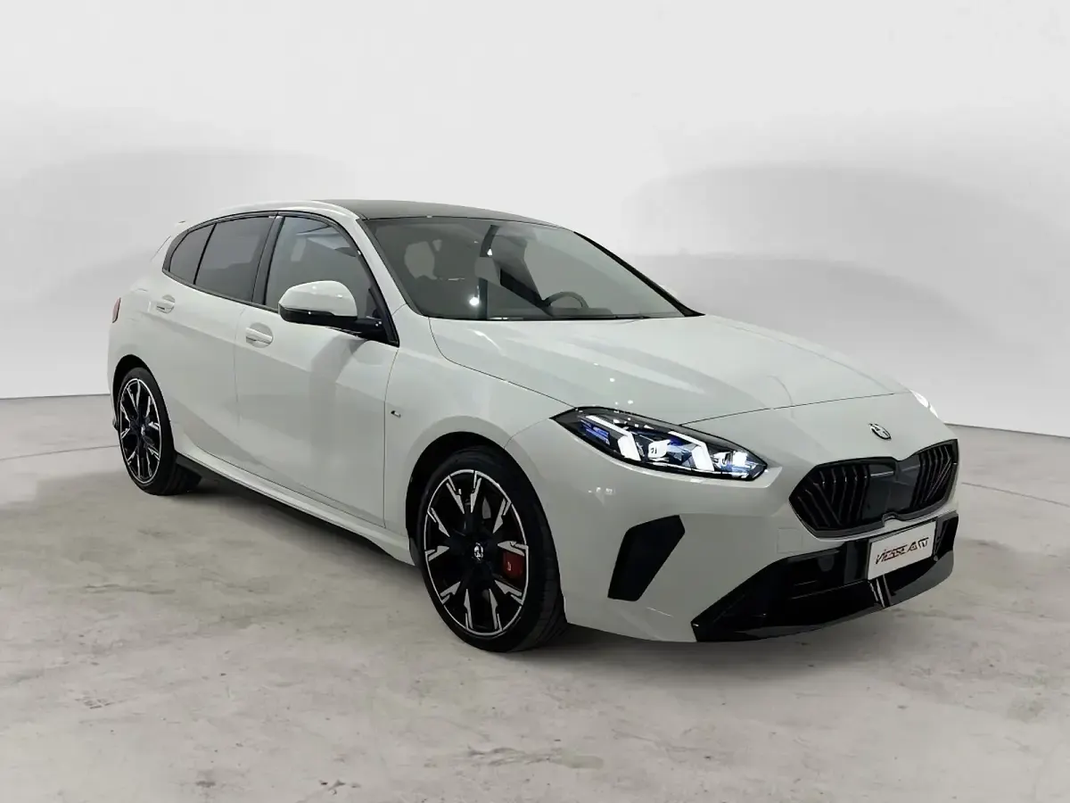 Usata BMW 120 M Sport 170 CV (125 kW) 2024 Bianco Utilitaria