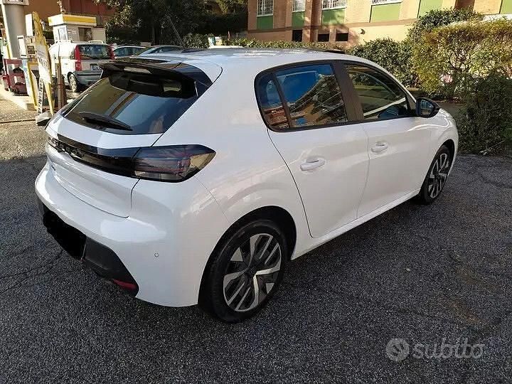 Usata Peugeot 208 Active 75 CV (55 kW) 2024 Bianco Utilitaria