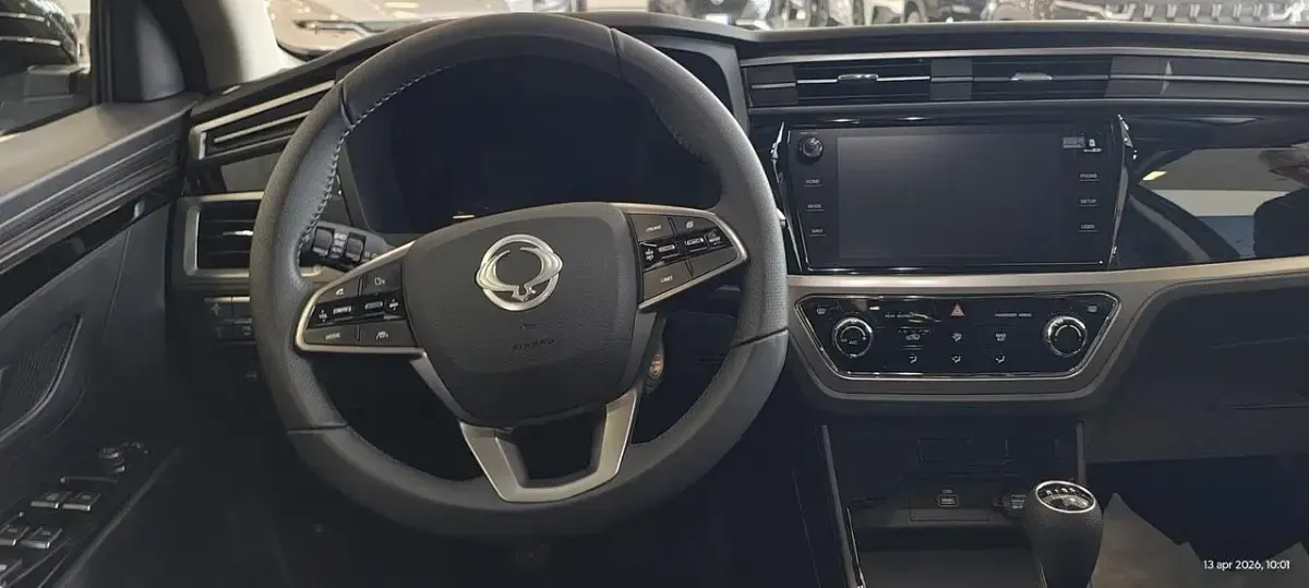 Nuova KGM Korando 163 CV (119 kW) 2026 Blu SUV