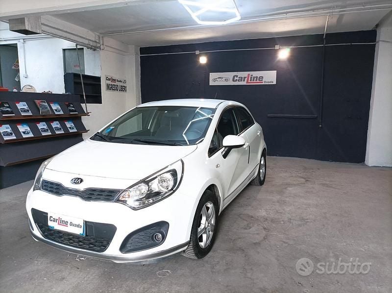 Usata Kia Rio Active 75 CV (55 kW) 2014 Bianco Berlina