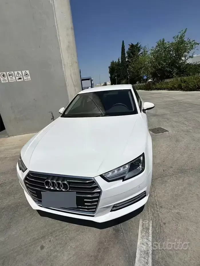 Usata Audi A4 150 CV (110 kW) 2021 Bianco Berlina