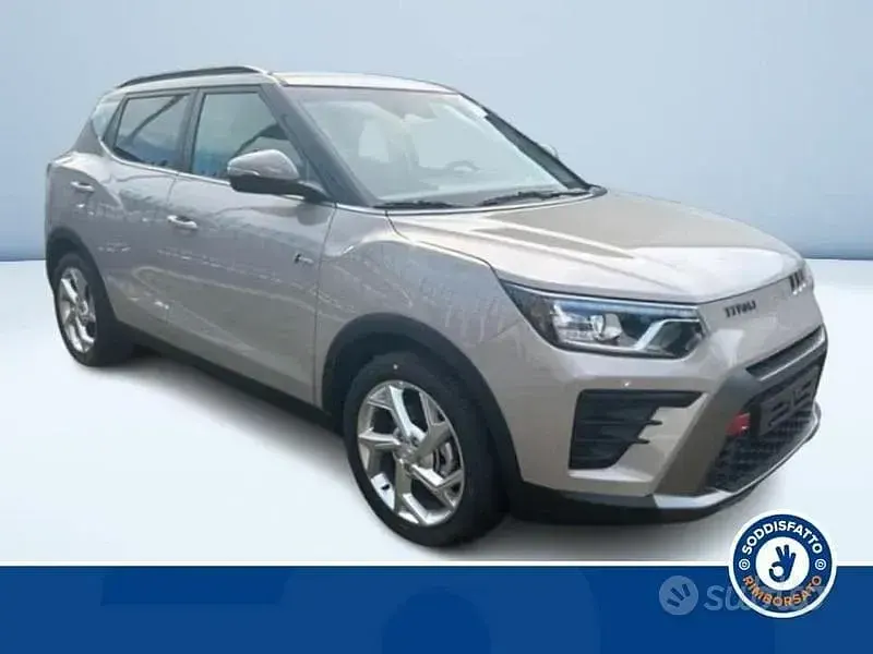 Usata KGM Tivoli 163 CV (119 kW) 2026 Beige SUV