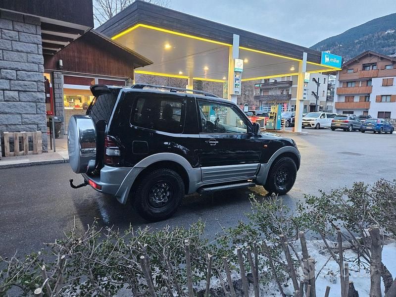 Usata Mitsubishi Pajero 160 CV (117 kW) 2004 SUV
