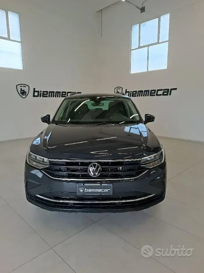 Usata VW Tiguan Life 150 CV (110 kW) 2024 Antracite SUV