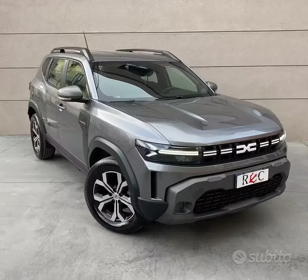 Usata Dacia Duster 101 CV (74 kW) 2025 Grigio Station wagon