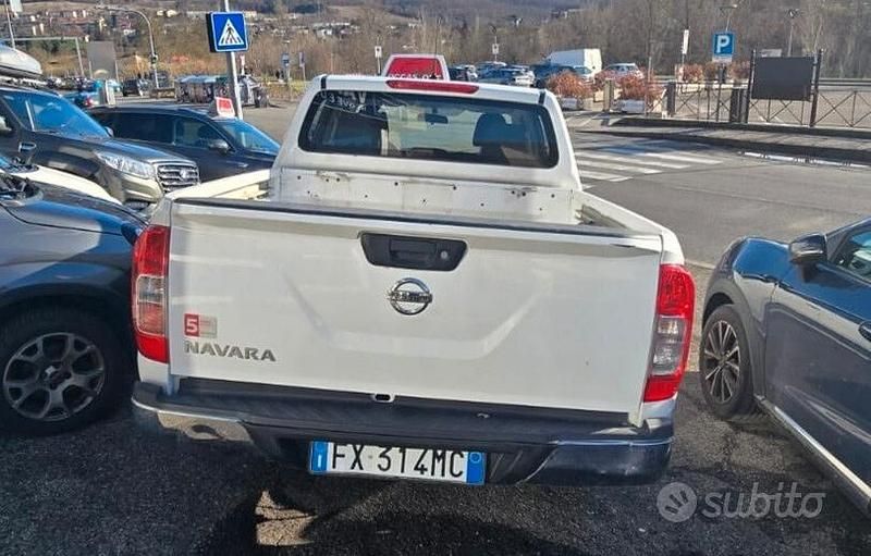Usata Nissan Navara N-Connecta 163 CV (119 kW) 2019 Bianco Pick-up