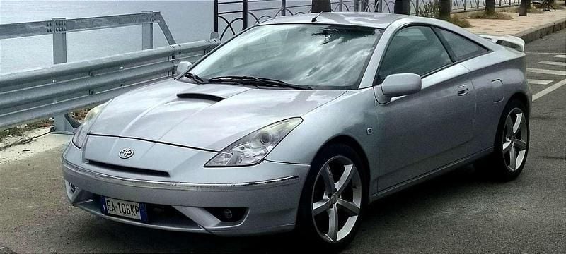 Grigio Usata 2005 Toyota Celica Coupé | 15.000 € (Molto cara) - Immagine 1/4