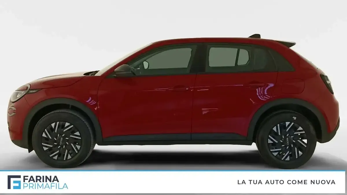 Nuova Fiat 600 Pop 101 CV (74 kW) 2026 Rosso SUV
