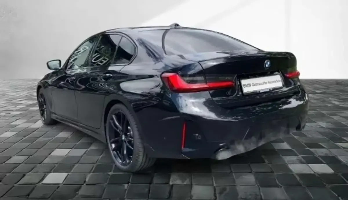 Usata BMW 330 M Sport 245 CV (180 kW) 2024 Nero Berlina