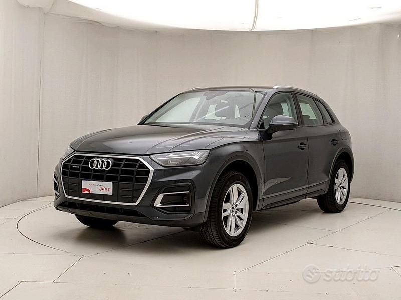 Grigio Usata 2024 Audi Q5 Ambiente SUV | 45.900 € (Super prezzo) - Immagine 1/4