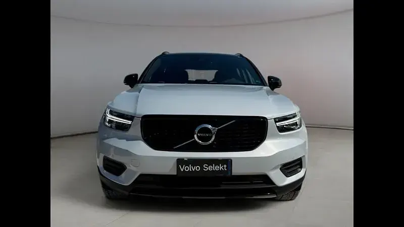 Usata Volvo XC40 R-Design 192 CV (141 kW) 2022 Bianco SUV