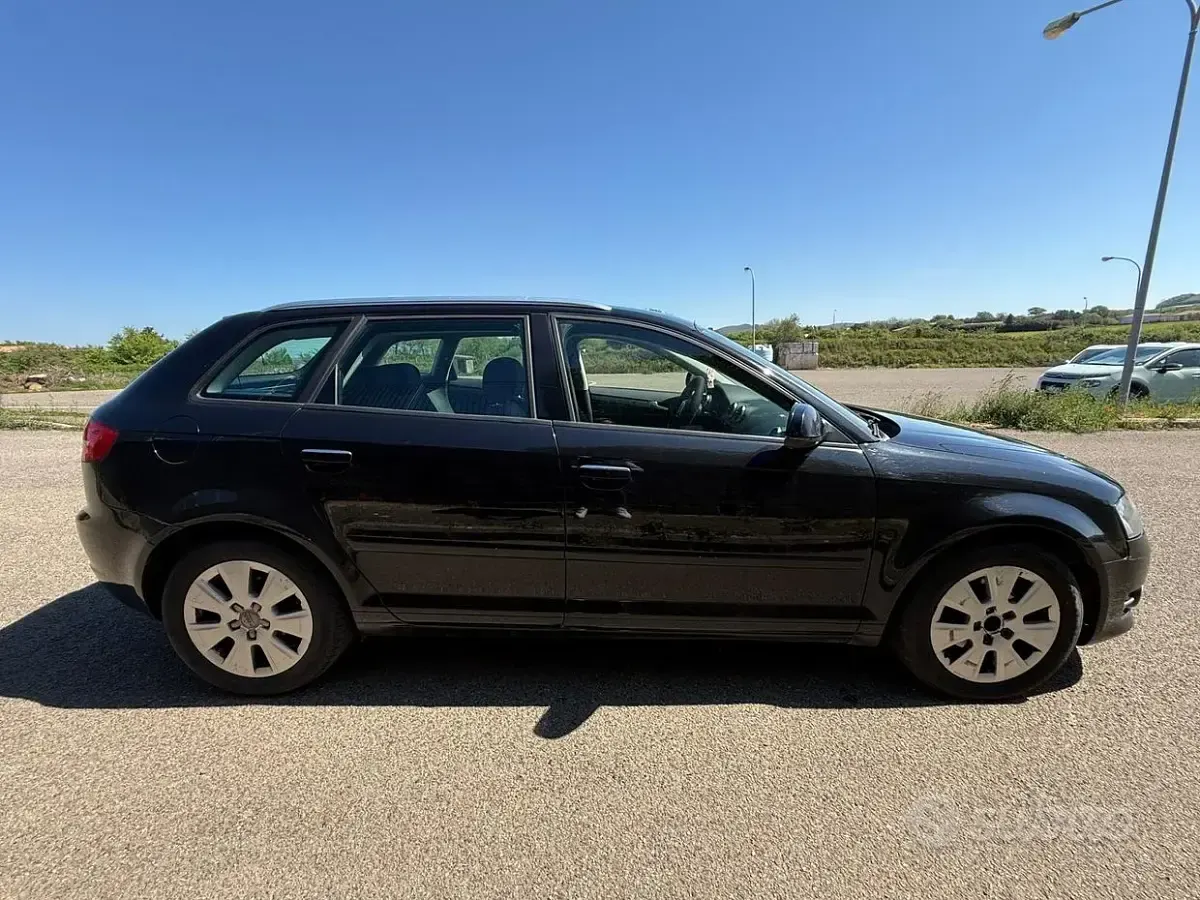 Usata Audi A3 Ambition 90 CV (66 kW) 2012 Nero Utilitaria