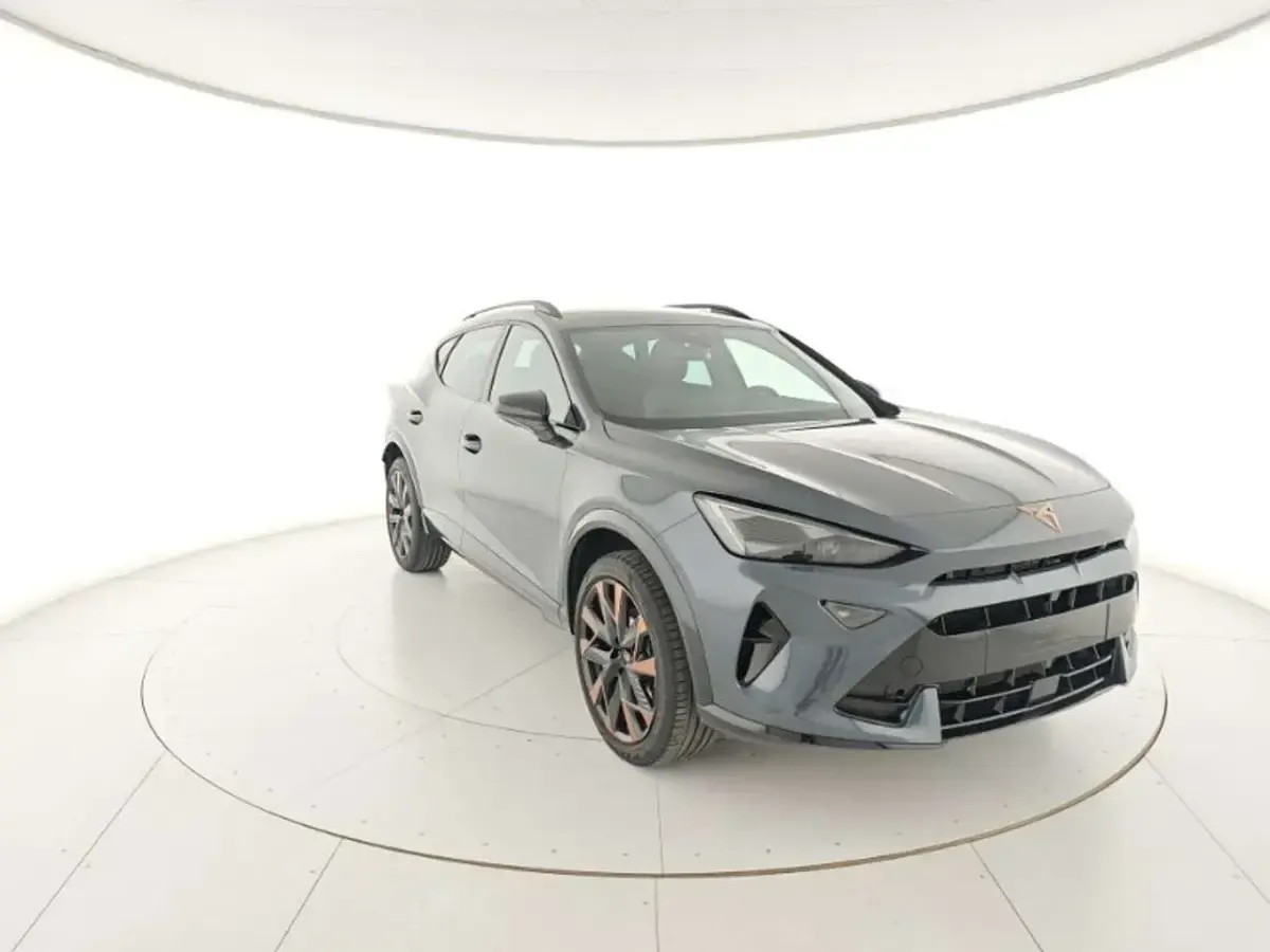 Usata Cupra Formentor 150 CV (110 kW) 2025 Grigio SUV