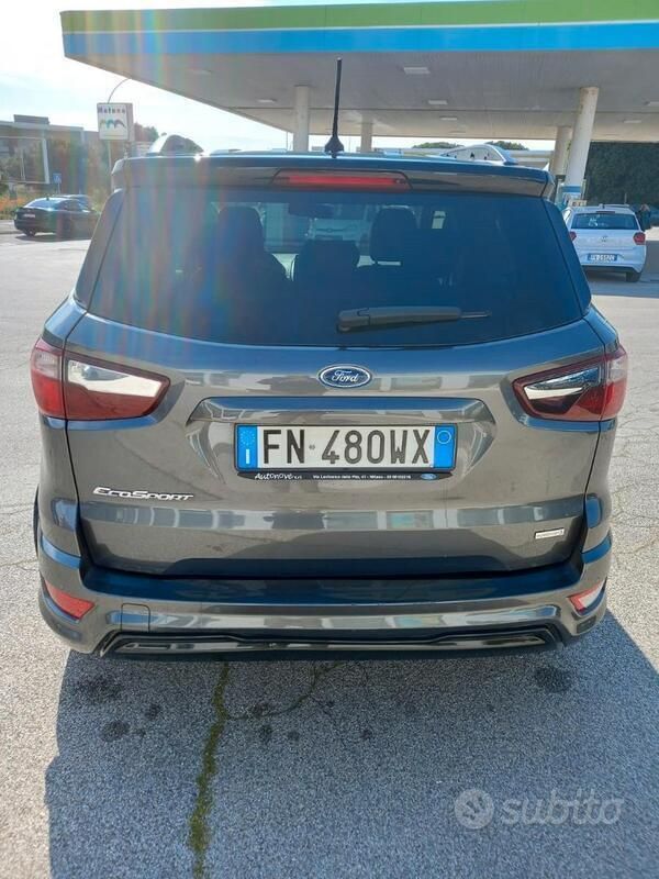 Usata Ford Ecosport ST-Line 125 CV (91 kW) 2018 Grigio SUV
