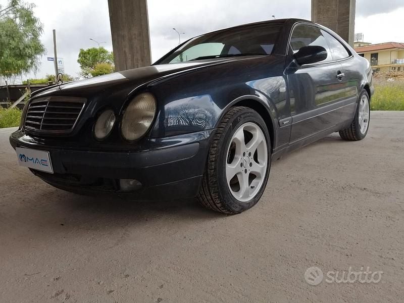 Usata Mercedes CLK200 Elegance 136 CV (100 kW) 1999 Blu Coupé
