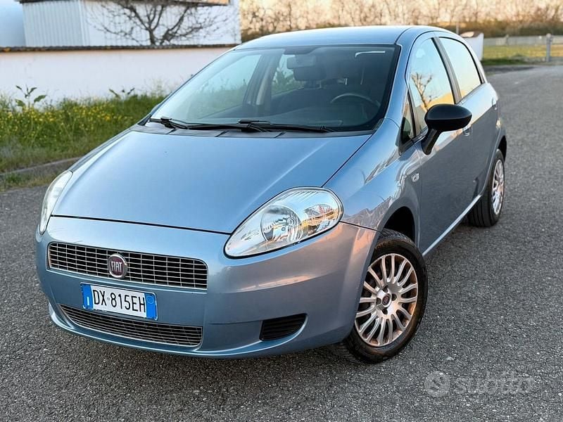 Usata Fiat Grande Punto 78 CV (57 kW) 2009 Blu Utilitaria