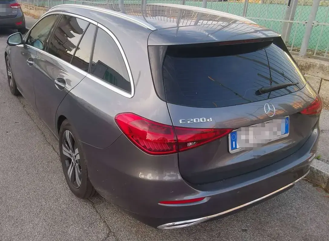 Usata Mercedes C200 163 CV (119 kW) 2025 Argento Station wagon