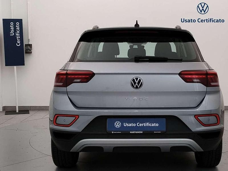 Usata VW T-Roc Life 150 CV (110 kW) 2024 Argento SUV