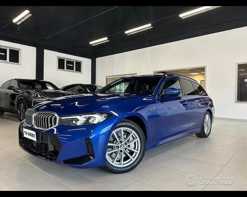 Usata BMW 330 Efficient Dynamics 245 CV (180 kW) 2025 Blu Station wagon