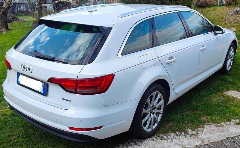 Usata Audi A4 Business 218 CV (160 kW) 2016 Bianco Station wagon