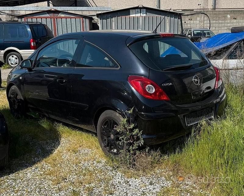Usata Opel Corsa 2014 Utilitaria