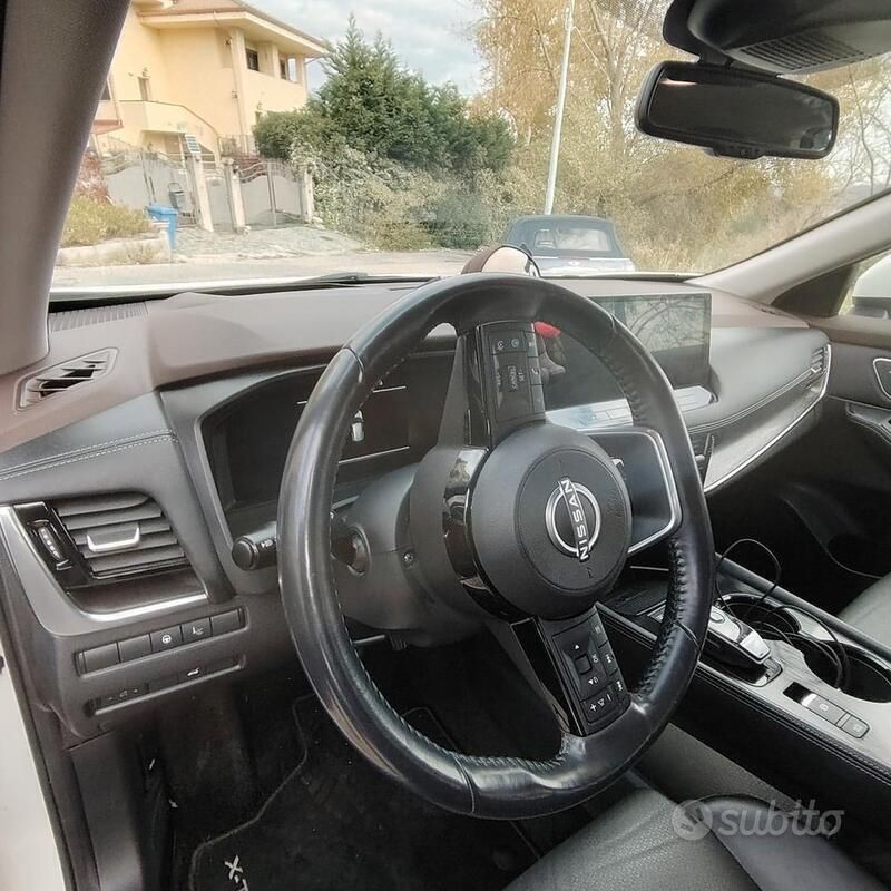Usata 2022 Nissan X-Trail SUV | 28.900 € (Buon prezzo) - Immagine 1/4