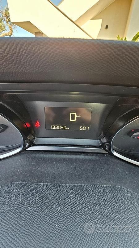 Usata Peugeot 308 Business-Line 116 CV (85 kW) 2014 Blu Berlina