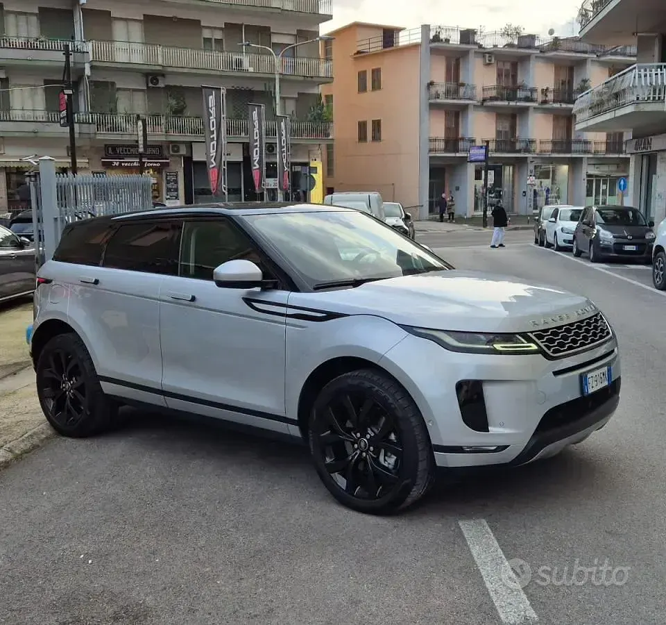 Usata Land Rover Range Rover evoque SE 151 CV (111 kW) 2020 Bianco SUV