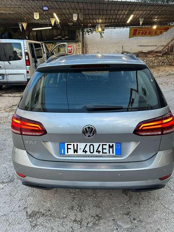 Usata VW Golf VII Executive 116 CV (85 kW) 2019 Grigio Station wagon