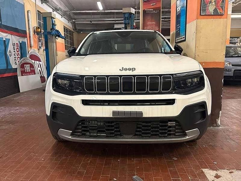Usata Jeep Avenger Altitude 101 CV (74 kW) 2024 Bianco SUV