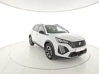 Usata Peugeot 2008 Allure 145 CV (106 kW) 2025 SUV