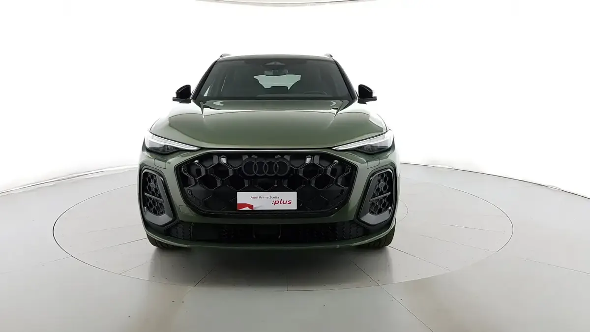 Usata Audi Q5 Sportback S-Line 204 CV (150 kW) 2025 Verde distretto metallizzato SUV