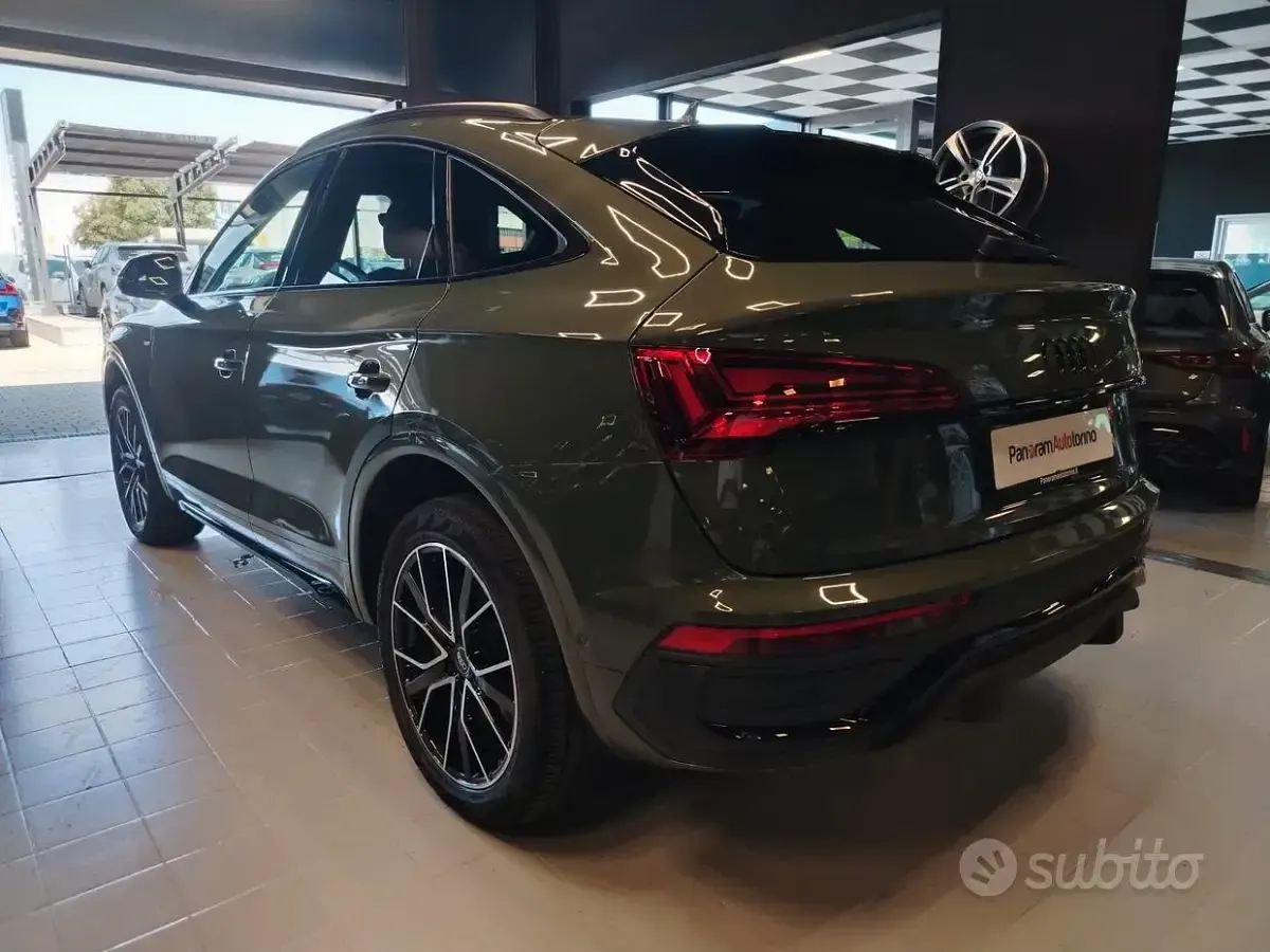 Usata Audi Q5 Ambiente 204 CV (150 kW) 2025 Verde SUV