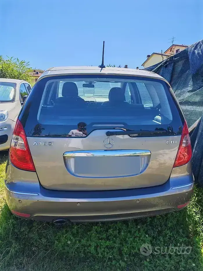 Usata Mercedes A180 109 CV (80 kW) 2011 Utilitaria