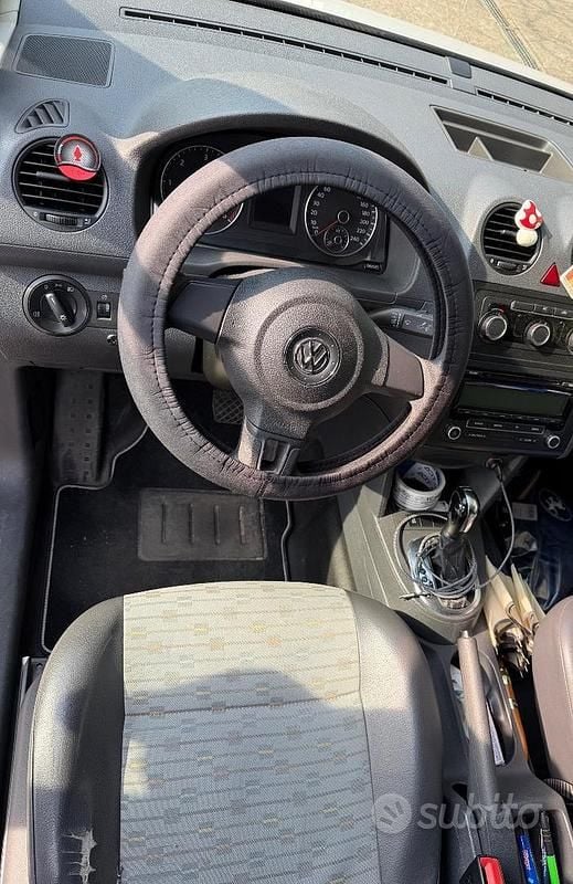 Usata VW Caddy 102 CV (75 kW) 2011 Monovolume